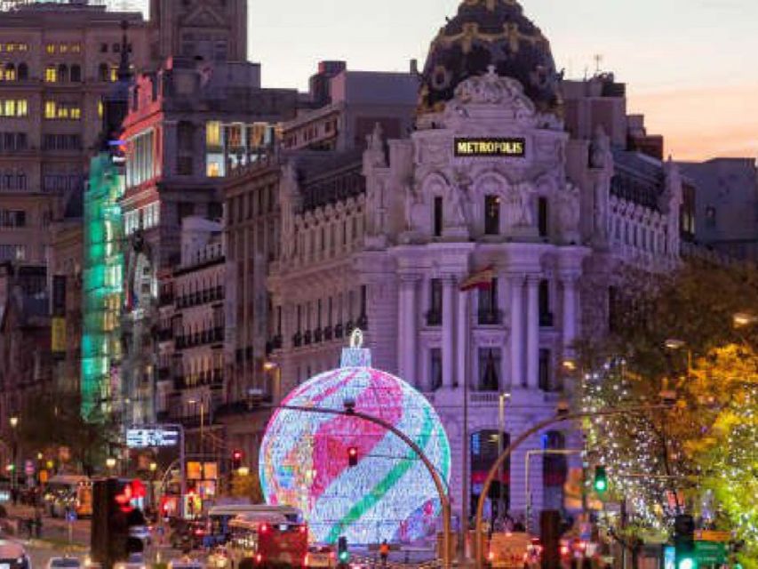 Madrid: City Highlights Tuk Tuk Tour - The Royal Palace and the old city