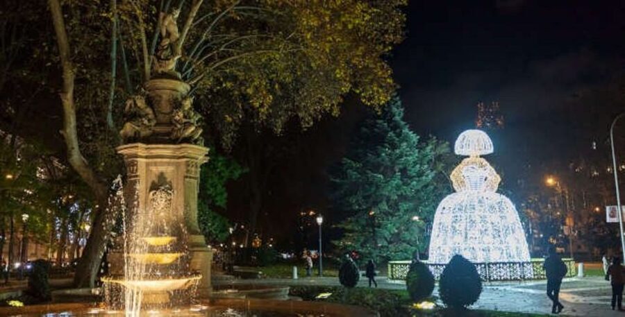 Madrid: City Highlights Tuk Tuk Tour - San Miguel Market and Madrid’s everyday side