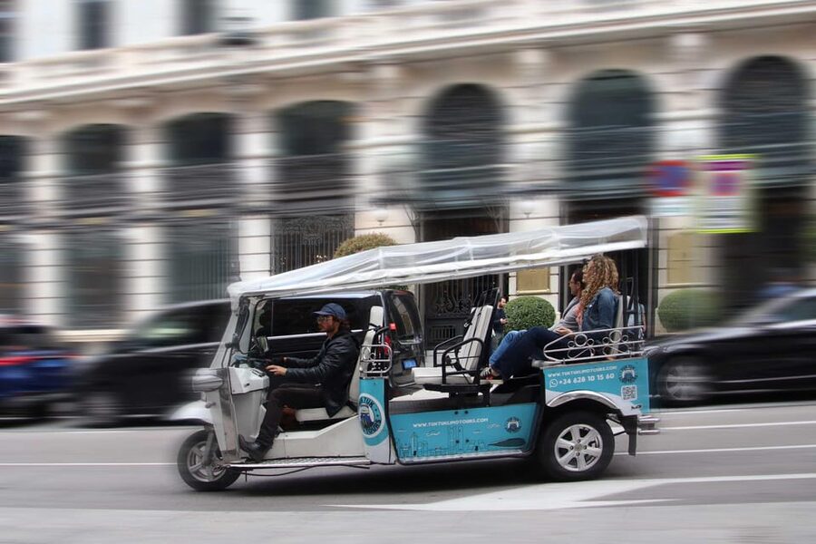 Madrid: Make your own 60 minutes tuk tuk tour - Should you book this Madrid tuk tuk tour?