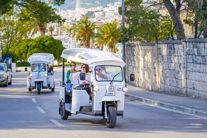 Makarska: Skywalk Tour with a Tuk Tuk - Skip the line ticket - Why the tuk tuk is the right way up Biokovo