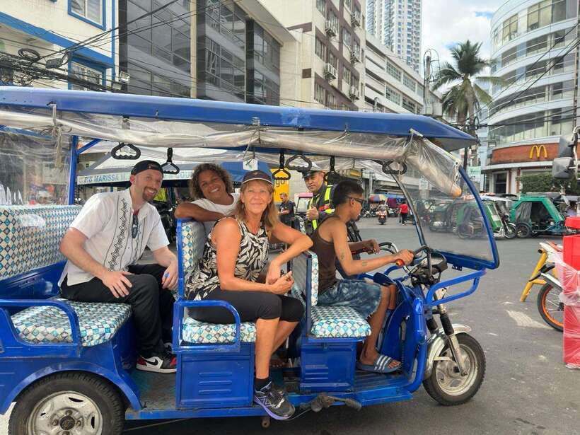Manila: Guided Tuk Tuk Ride - Meeting at Tutuban Center Mall