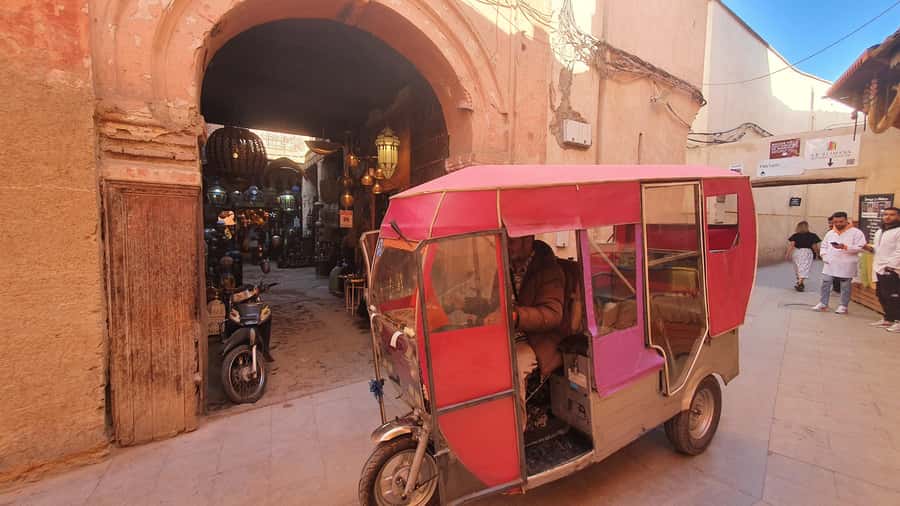 Marrakech Tuk-Tuk Tour with Photography Museum+Secret Garden - Why this tuk-tuk ride works well in Marrakech