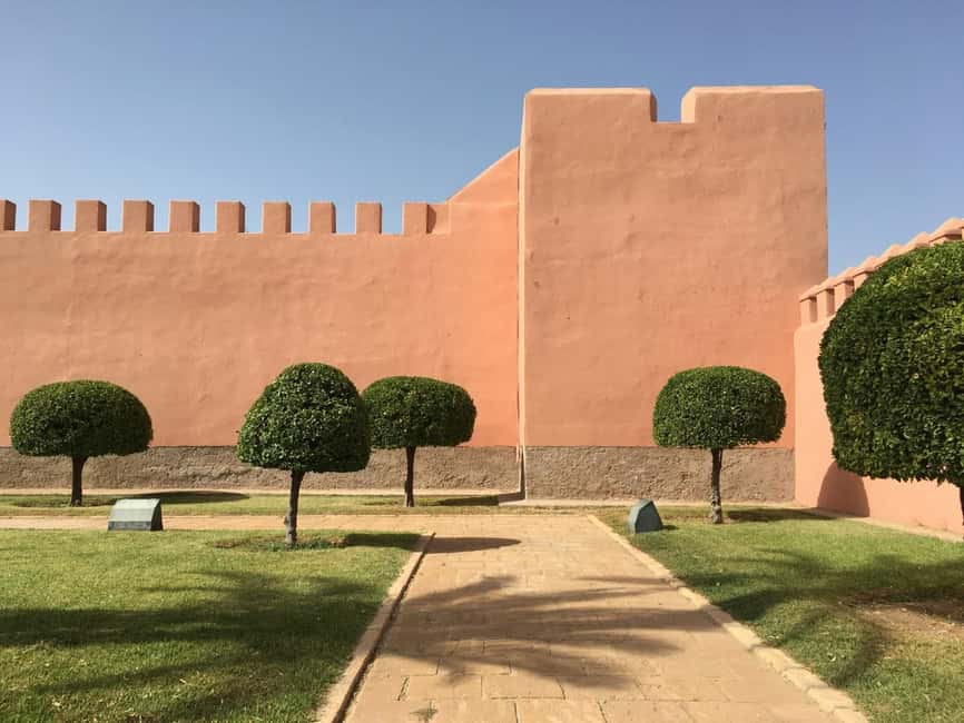 Marrakech TukTuk Private Tour in Medina with Pickup - What two hours can and cannot cover