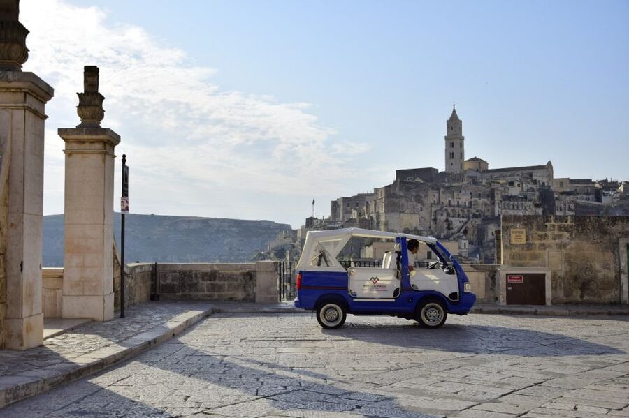 Matera: Panoramic Tuk-Tuk Tour - Piazza San Francesco and the central streets
