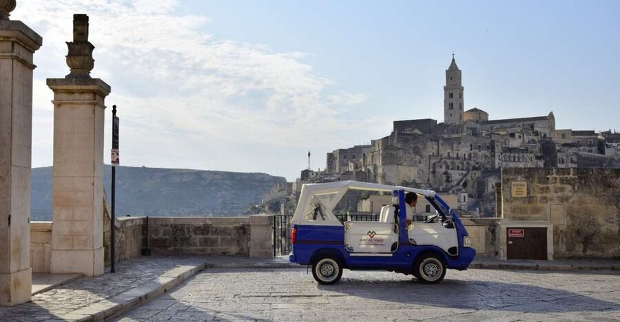 Matera: Panoramic Tuk-Tuk Tour - Piazza Duomo and Matera’s cathedral quarter