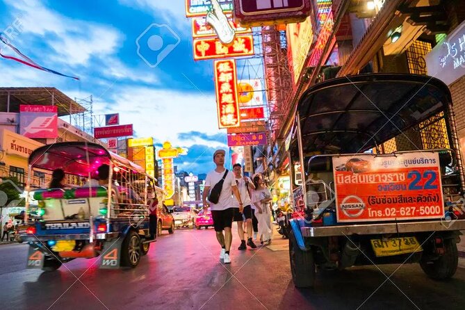 Michelin Guide Street Eats by Tuk Tuk: Bangkok Night Tour - Starting at River City Bangkok