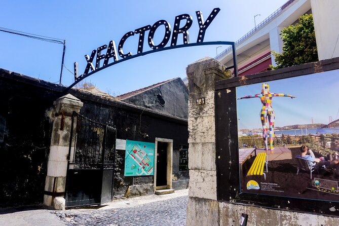Mon Ami Navegador - Belém and Alcântara Private Tuk Tuk Tour - The guide can turn a fast tour into a good one