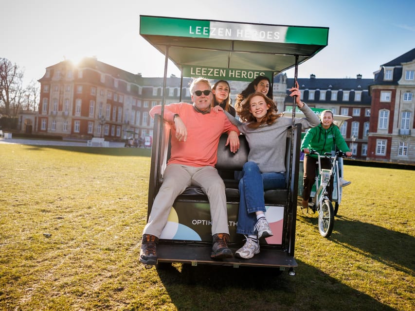 Münster-Highlights-Tour with Rickshaw-Guide - Rolling past the old city walls