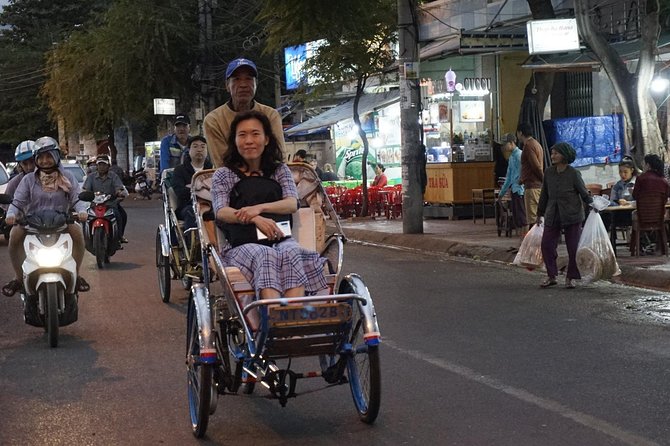 Nha Trang After Dark by Cyclo - Stop one: banh can near Po Nagar Cham Temple