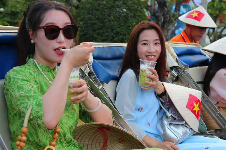 Nha Trang: Ao Dai Photoshoot with Cyclo Ride - Why the Ao Dai changes the experience