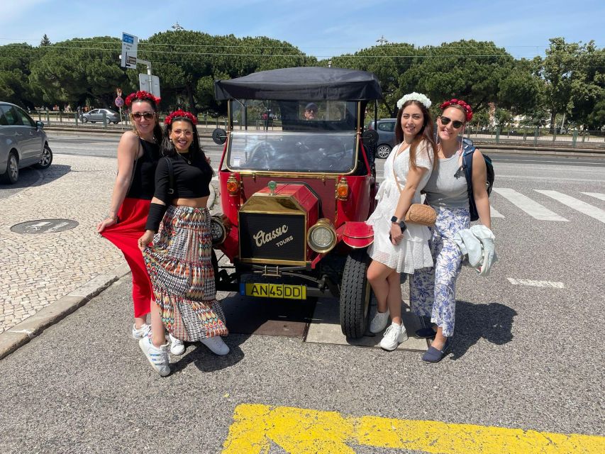 Nostalgic Lisbon Tuk Tuk Tour: Hidden Gems - What the Guides Add to the Ride