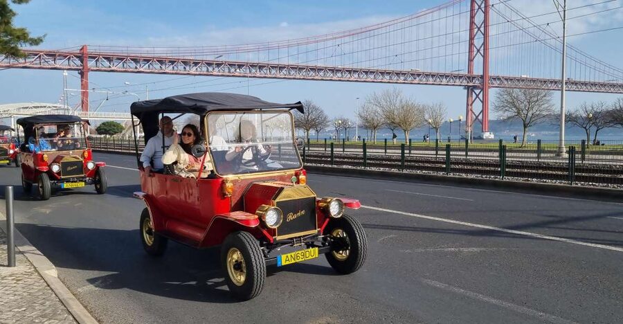 Nostalgic Lisbon Tuk Tuk Tour: Hidden Gems - Who Will Enjoy This Lisbon Tour?