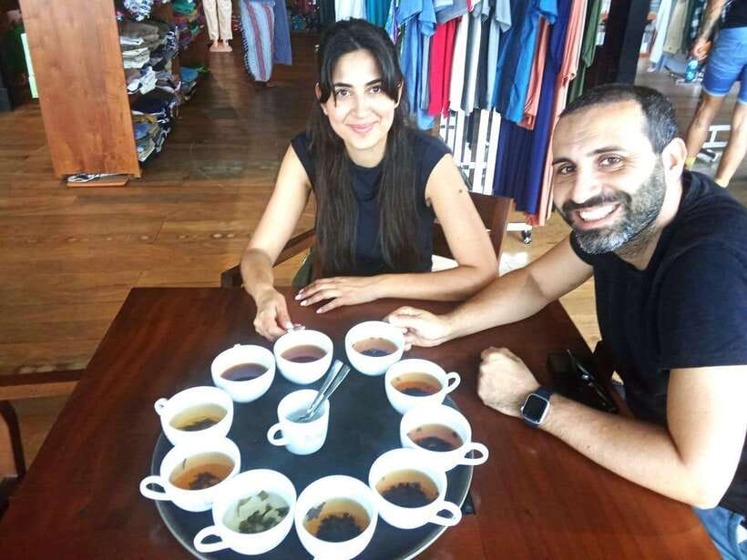 Nuwara Eliya: Tea Factory and Pickle Waterfalls Tuk Tuk Tour - Blue Field Tea Factory adds a second perspective