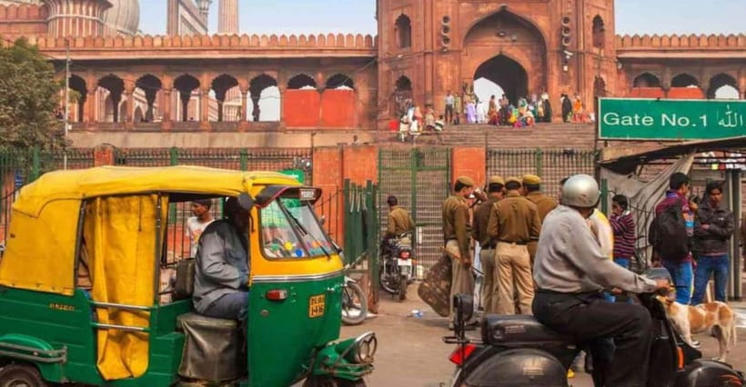 Old Delhi: Chandni Chowk, Food Tasting & Tuk Tuk Ride - Jama Masjid begins the Old Delhi story
