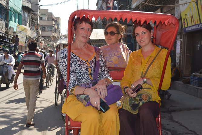 Old Delhi Food, Heritage&Cultural Walk with Rickshaw ride to Masterji Kee Haveli - What this Old Delhi tour actually feels like
