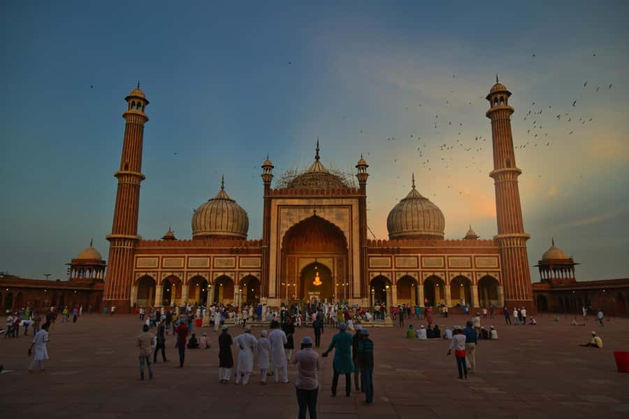 Old Delhi: Red Fort, Jama Masjid & Chandni Chowk by Tuk Tuk - Starting at the Red Fort