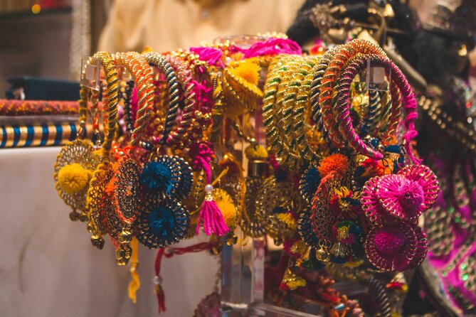 Old Delhi Walk, Jama Masjid, Spice Market, Sikh Temple & Rickshaw Ride - Naughara and the quieter side of Chandni Chowk