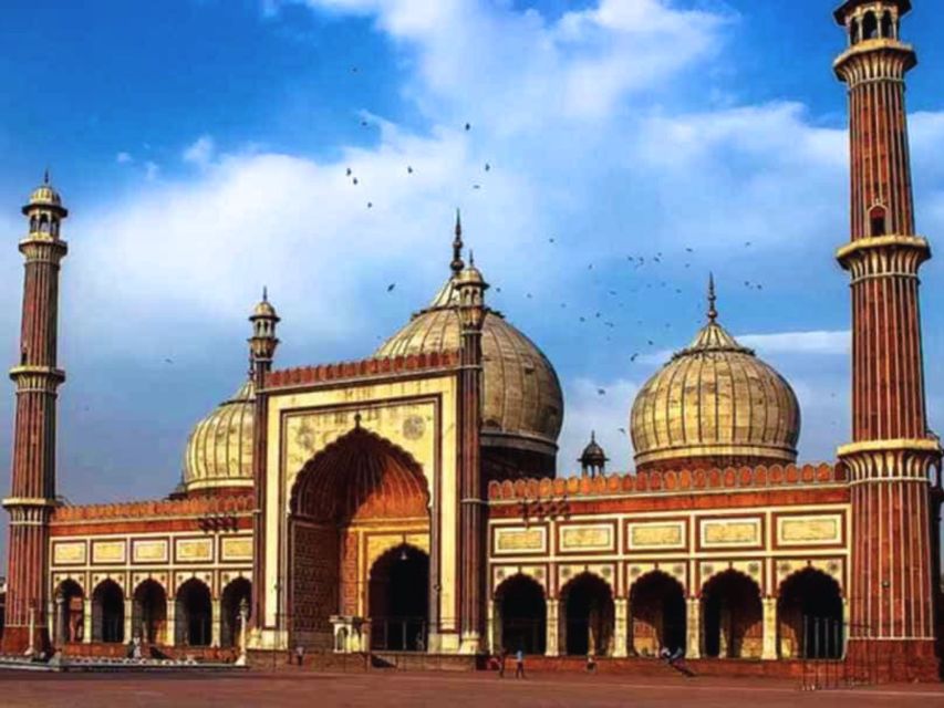 Old Delhi: Walking Tour with Tuk Tuk Ride & Snacks (Español) - Key points to know before booking