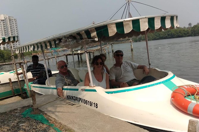 One hour Backwater Tour and tuk tuk tour in kochi with pickup - What the tuk tuk ride is really like