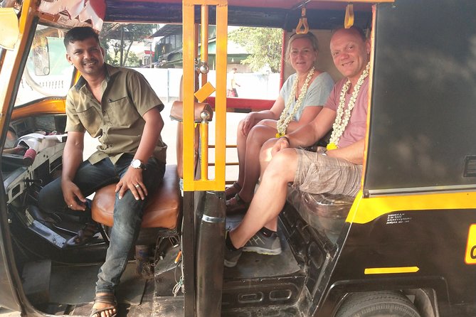 One hour Backwater Tour and tuk tuk tour in kochi with pickup - Saint Francis Church and Santa Cruz Cathedral