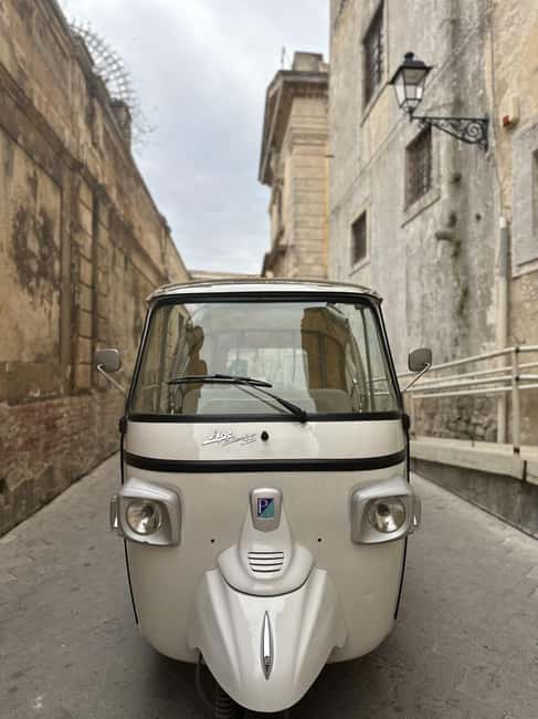 ORTIGIA tour by tuk tuk - ape calessino 1 hour - The guides make the short route feel personal