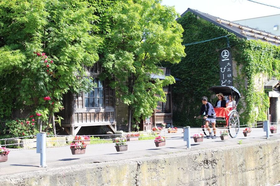 Otaru: Private Otaru Sightseeing Tour by Rickshaw - Starting Near Otaru Station or the Canal Bridges