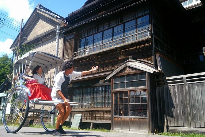 Otaru Rickshaw Tour - The canal district and Otaru’s old trading face