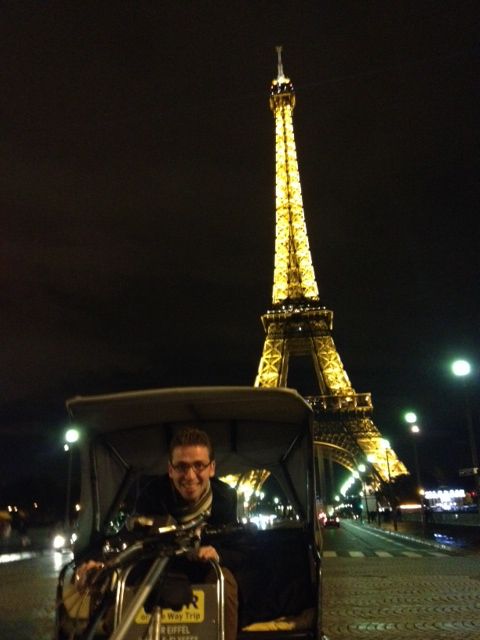 Paris: Nighttime Tuk-Tuk Tour - The Champs-Élysées and Arc de Triomphe