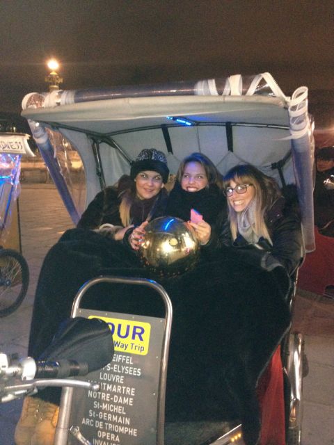 Paris: Nighttime Tuk-Tuk Tour - Louvre, Orsay, and the Opera area