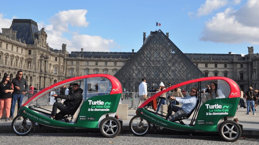 Paris : Private guided tour in Rickshaw bike - Napoléon - Why a Paris rickshaw can be a smart first look