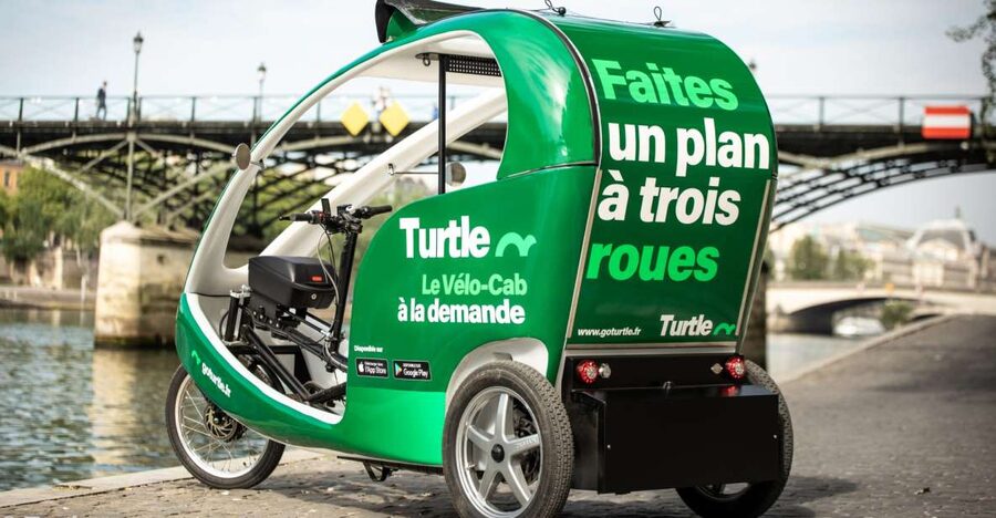 Paris : Private guided tour in Rickshaw bike - Napoléon - Invalides, the National Assembly, and the Orsay Museum