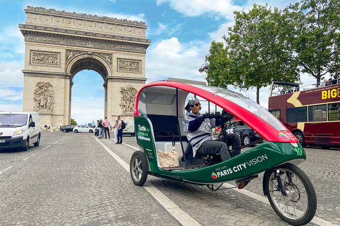 Paris Private Sightseeing Guided Tour by Electric Rickshaw - Notre-Dame and the Île de la Cité