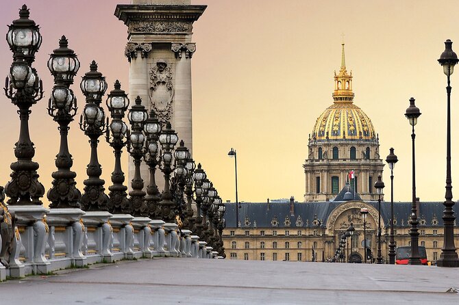 Paris Private Sightseeing Guided Tour by Electric Rickshaw - Place de la Concorde and the Champs-Élysées