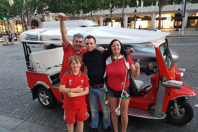 Paris Sightseeing by Tuk Tuk Golf Cart 2 hours - Key points at a glance