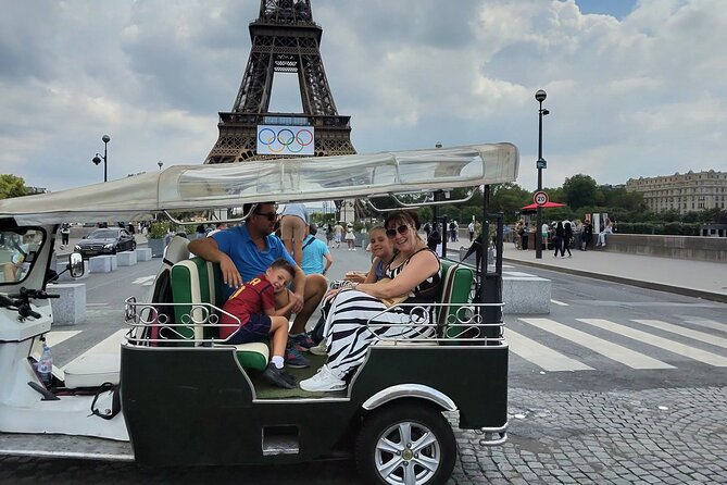 Paris Sightseeing by Tuk Tuk Golf Cart 2 hours - Les Invalides and the return toward the Left Bank