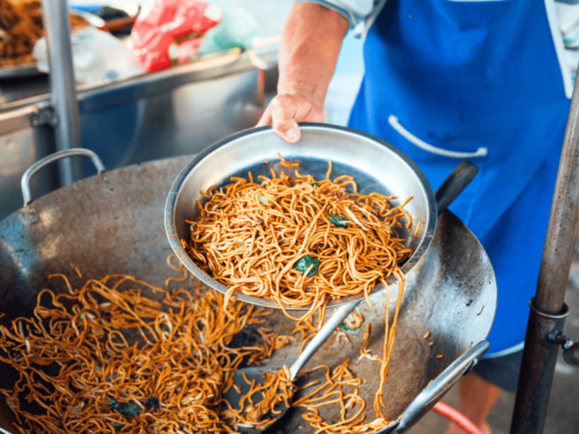 Penang: Trishaw Ride and Hawker Center Food Tour - Why the guide can make or break the tour