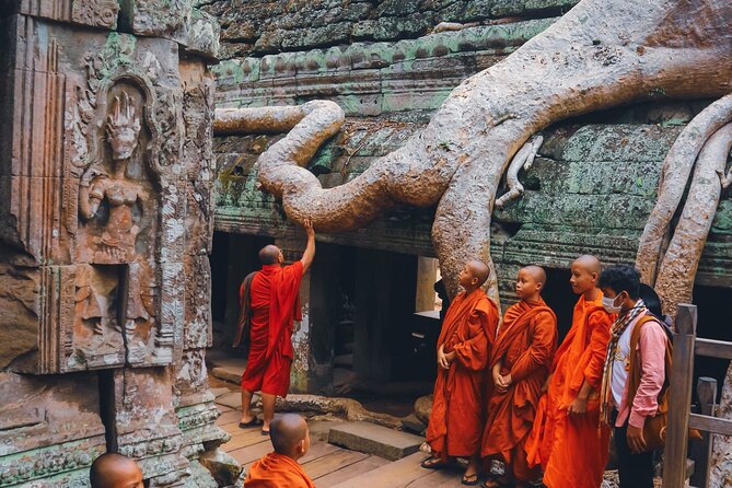 Personalised Angkor Wat Sunrise Tour by TukTuk - Angkor Thom South Gate: a brief look at royal scale