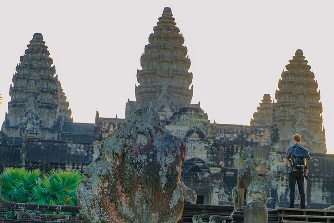 Personalised Angkor Wat Sunrise Tour by TukTuk - Angkor Wat: two hours with Cambodia’s great symbol