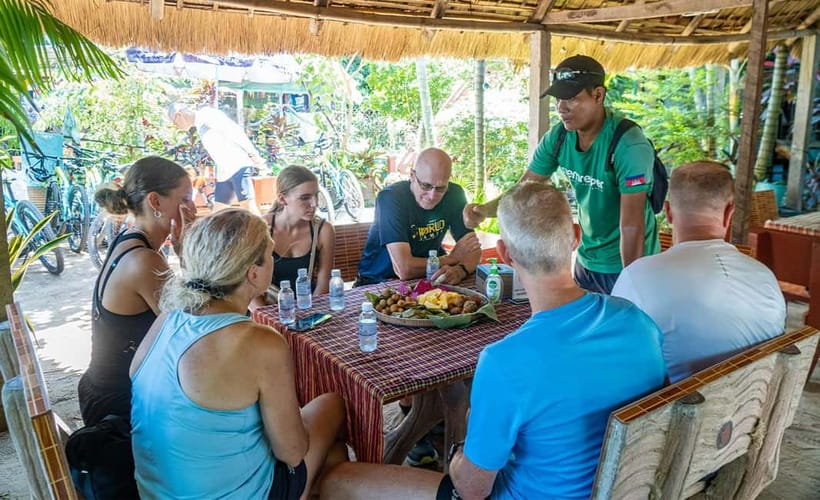 Phnom Penh City & Silk Island Full Day Tour by Tuk Tuk - Silk weaving and the family tofu skin business