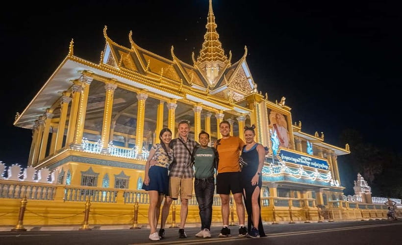 Phnom Penh: Evening City Tour by Tuk Tuk with 1 Dinner - Starting at the Phnom Penh Post Office