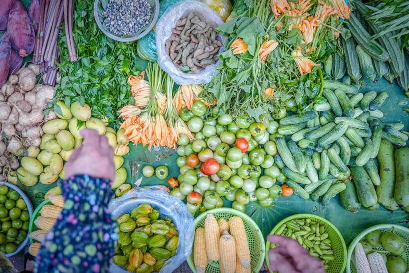Phnom Penh: Morning Market & Guided Breakfast Tour by Tuktuk - Why this breakfast tour works so well