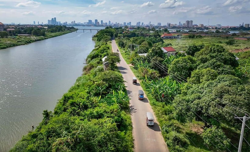 Phnom Penh to Silk Island By Tuk-Tuk with local Expert - Key points to know before booking