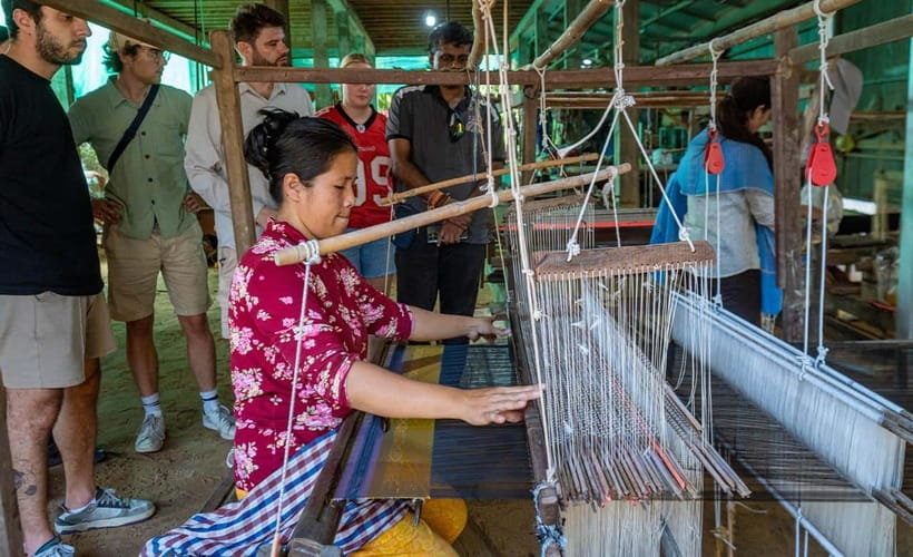 Phnom Penh to Silk Island By Tuk-Tuk with local Expert - Silk Island weaving and an eighth-generation family craft