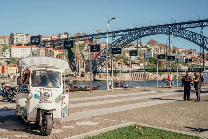 Porto: 2-Hour Shared Tuk-Tuk Tour - Starting at Rua Alexandre Herculano 251
