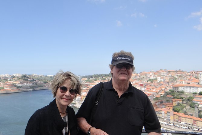 Porto Full Day Private Tour with Tuk Tuk and Lunch - Seafood lunch is the day’s most local-feeling break