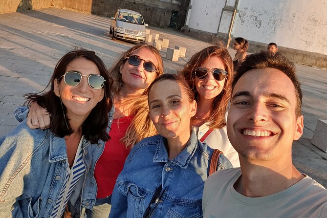 Porto: Fun Private Tuk Tuk Tour - The Douro, Gaia, and the six bridges