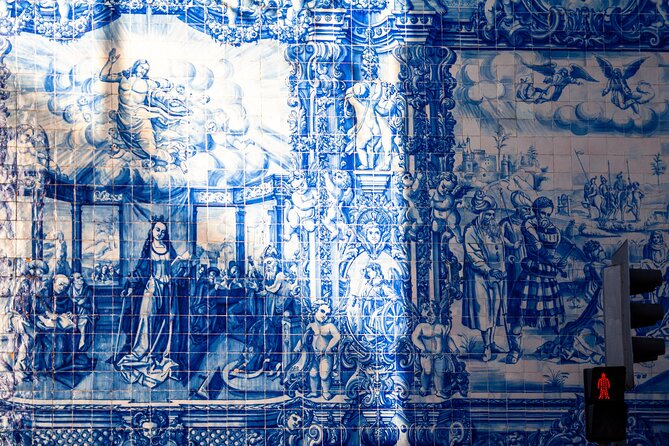 Porto Guided Tour to the Historical Center on a Tuk Tuk - Churches, gardens, and the Clérigos Tower