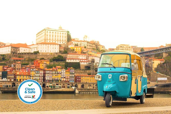 Porto Guided Tour to the Historical Center on a Tuk Tuk - Starting near Porto Cathedral