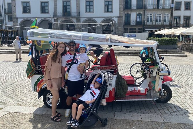 Porto: tuk tuk adventure tours old town 1h - Carmelitas Church and Porto’s layered stories