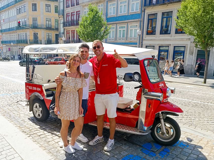 Porto: Tuk Tuk Sunset Tour with Glass of Port Wine - The Port wine-cellar area and the final toast